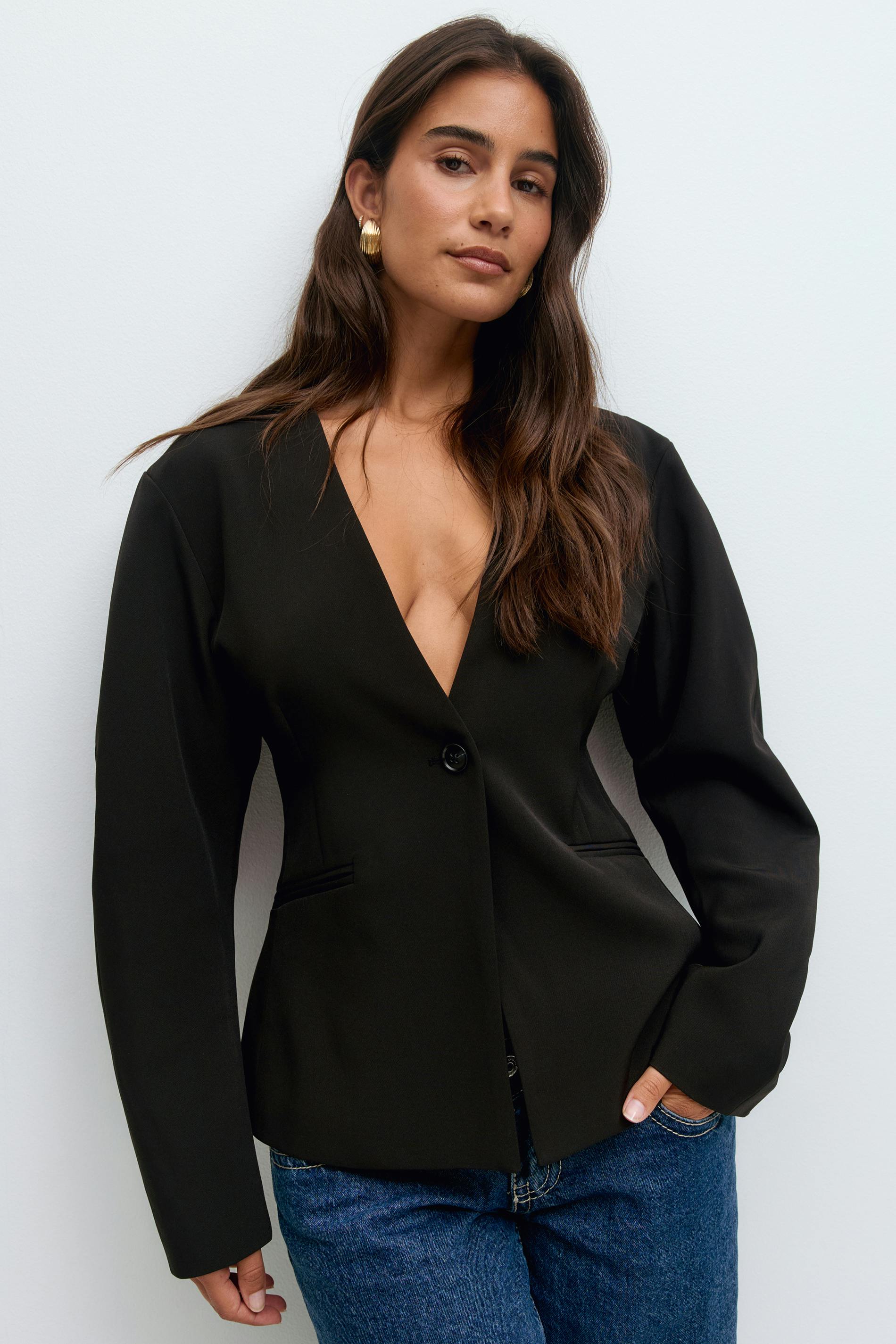 Sculpted blazer