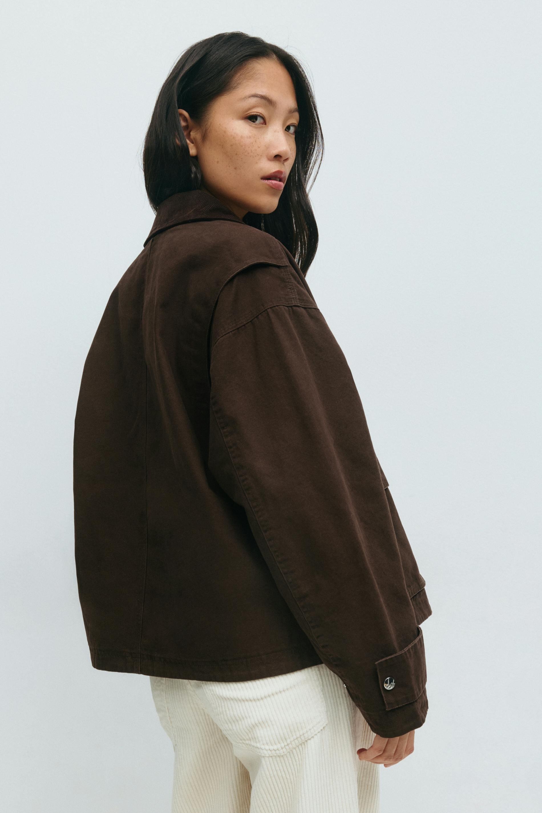 Short cargo jacket